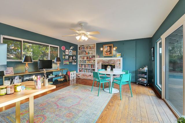 28 Bonnie Banks Way, San Rafael, CA 94901