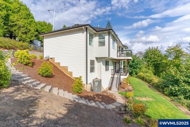 1324 Overview Dr NW, Salem, OR 97304