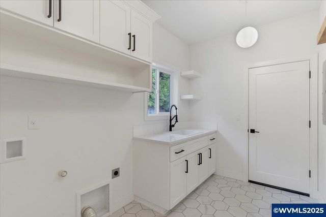 1324 Overview Dr NW, Salem, OR 97304