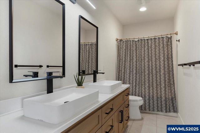 1324 Overview Dr NW, Salem, OR 97304