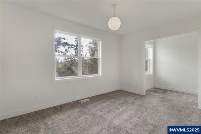 1324 Overview Dr NW, Salem, OR 97304