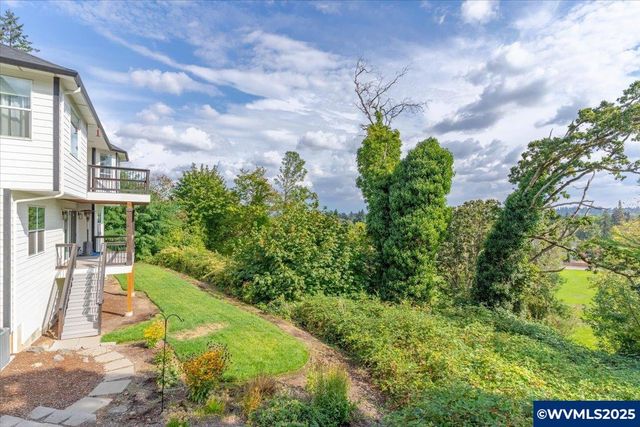 1324 Overview Dr NW, Salem, OR 97304