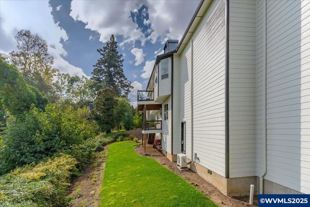 1324 Overview Dr NW, Salem, OR 97304