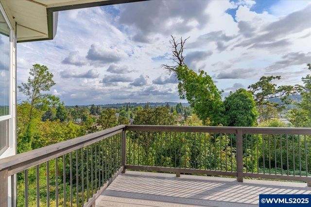 1324 Overview Dr NW, Salem, OR 97304