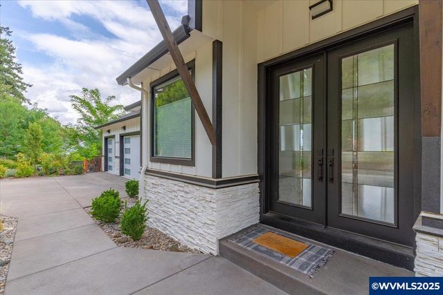 1324 Overview Dr NW, Salem, OR 97304