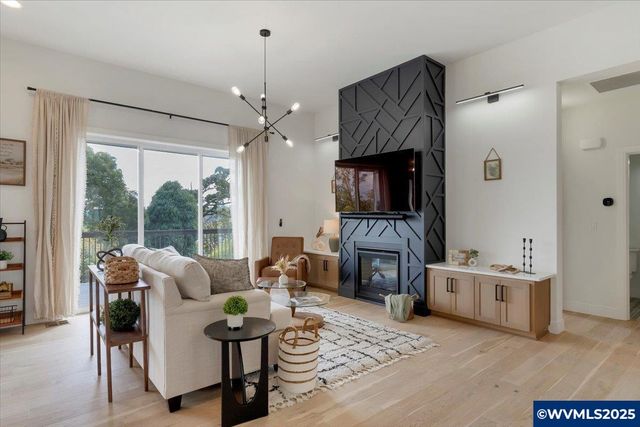 1324 Overview Dr NW, Salem, OR 97304