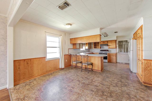 1401 Keith St, Houma, LA 70363