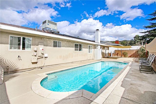 35597 Velardo, Yucaipa, CA 92399