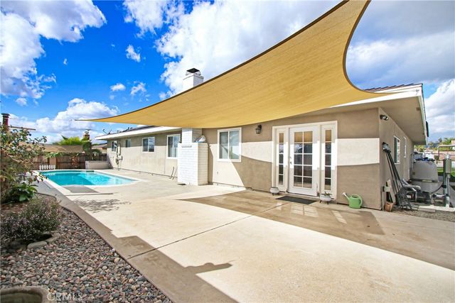 35597 Velardo, Yucaipa, CA 92399