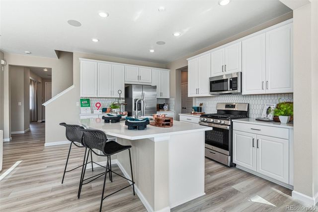 16958 W 92nd Drive, Arvada, CO 80007