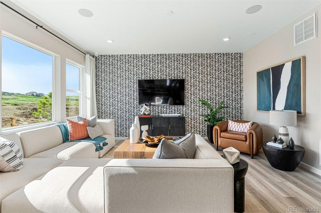 16958 W 92nd Drive, Arvada, CO 80007