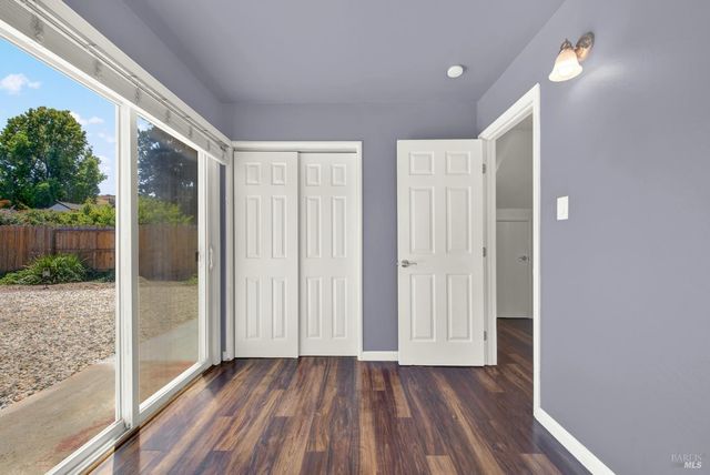 2561 Dorset St, Napa, CA 94558