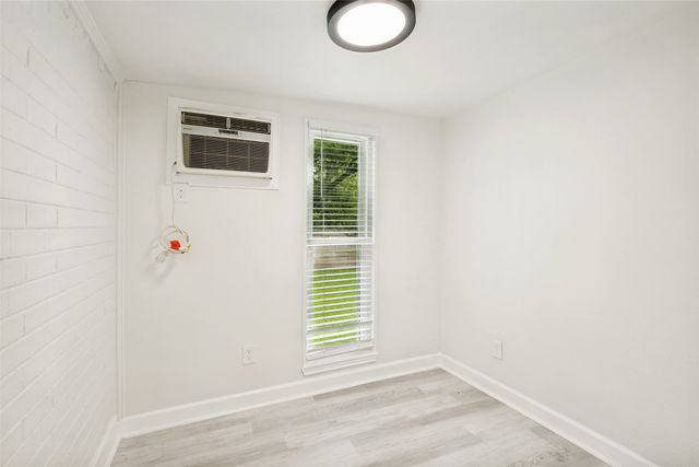 708 Glen Rock Place, Arlington, TX 76014
