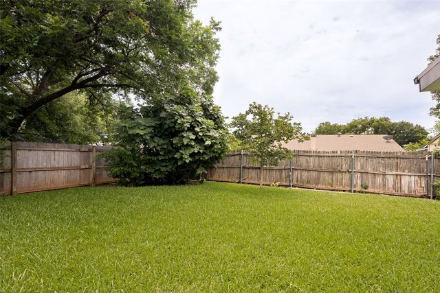 708 Glen Rock Place, Arlington, TX 76014
