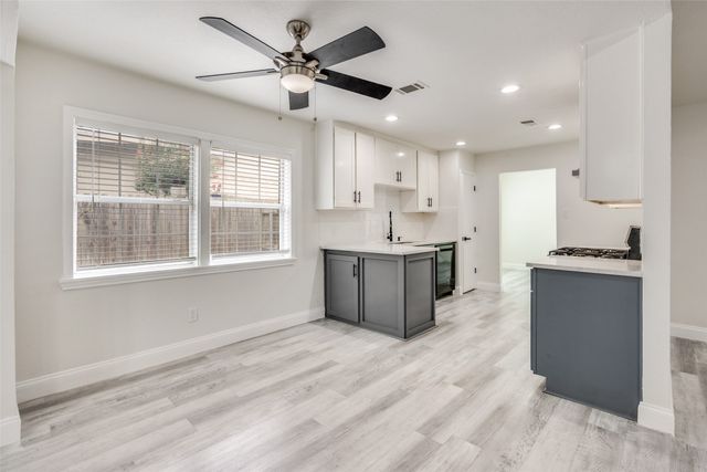 708 Glen Rock Place, Arlington, TX 76014