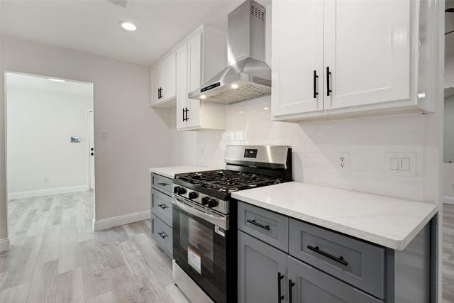 708 Glen Rock Place, Arlington, TX 76014