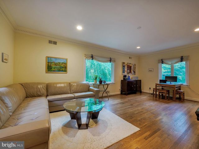 6513 KENHILL RD, Bethesda, MD 20817