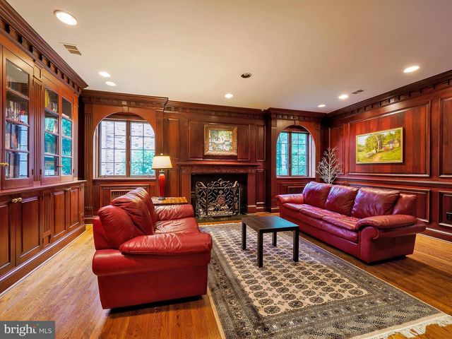 6513 KENHILL RD, Bethesda, MD 20817