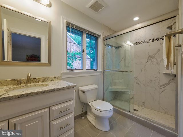 6513 KENHILL RD, Bethesda, MD 20817