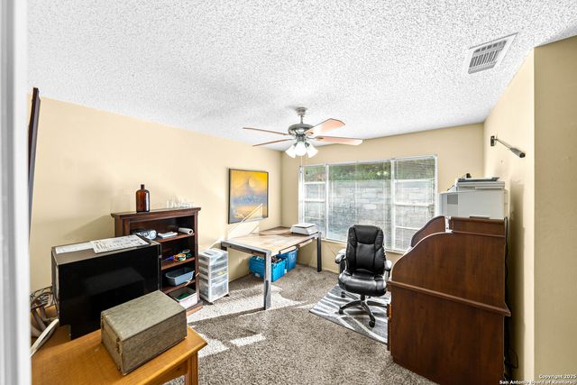 211 Poco Vista, Kerrville, TX 78028