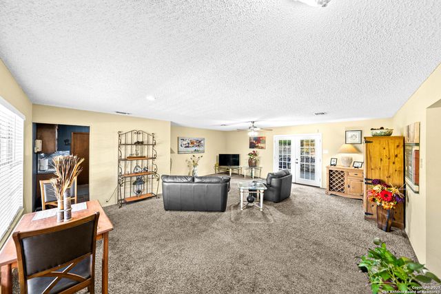 211 Poco Vista, Kerrville, TX 78028