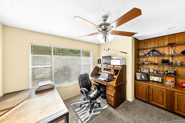 211 Poco Vista, Kerrville, TX 78028