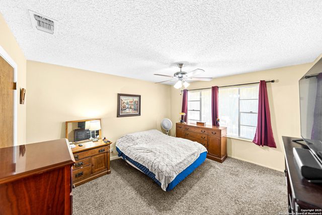 211 Poco Vista, Kerrville, TX 78028