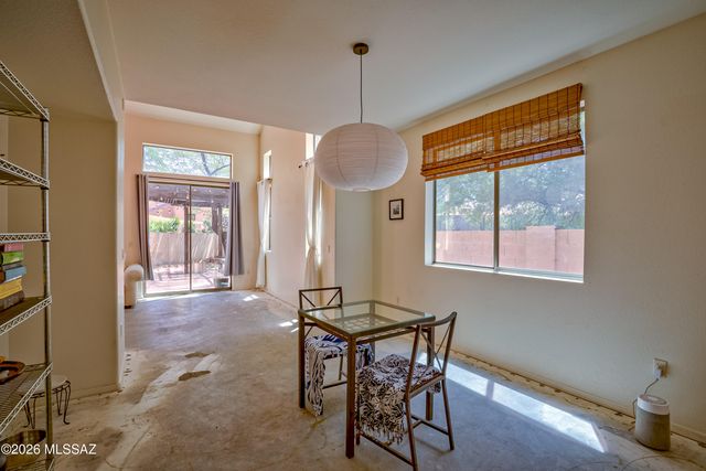 955 W Calle Carasol, Tucson, AZ 85713