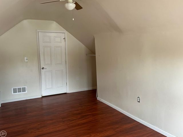 25143 Lawn Street, Roseville, MI 48066