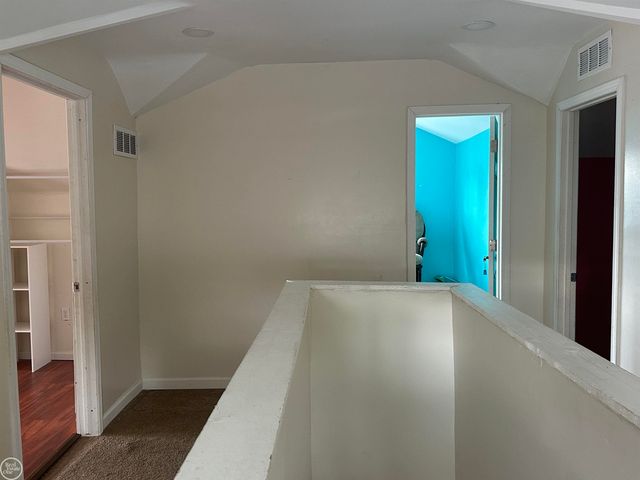 25143 Lawn Street, Roseville, MI 48066