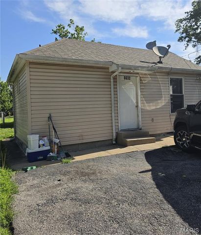 6632 Etzel Avenue, St Louis, MO 63130