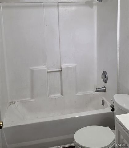 6632 Etzel Avenue, St Louis, MO 63130