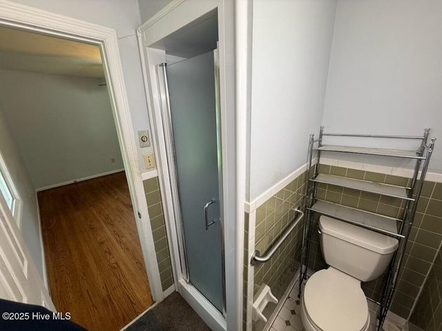 504 Oakwood Avenue, Jacksonville, NC 28546