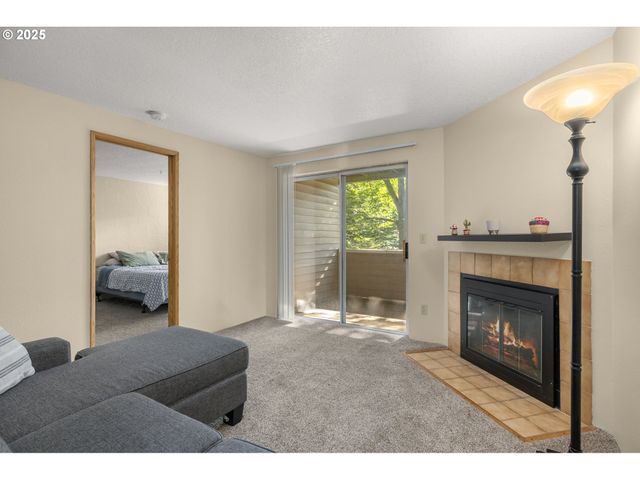 6160 Sw ALICE Ln 203B, Beaverton, OR 97008