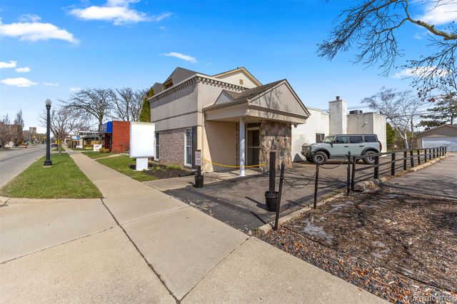 2119 Monroe Street, Dearborn, MI 48124