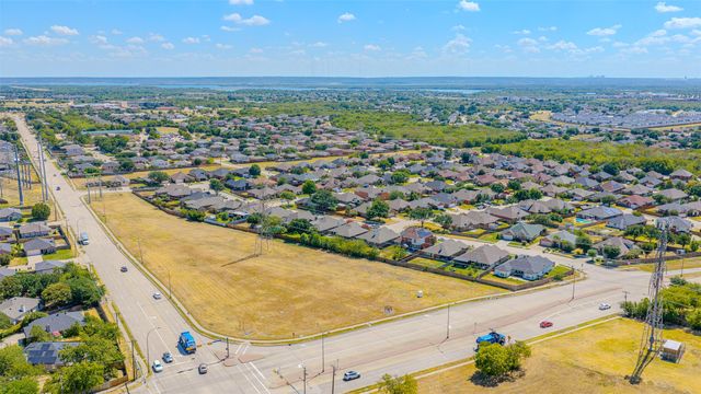 1300 Southeast Parkway, Arlington, TX 76018