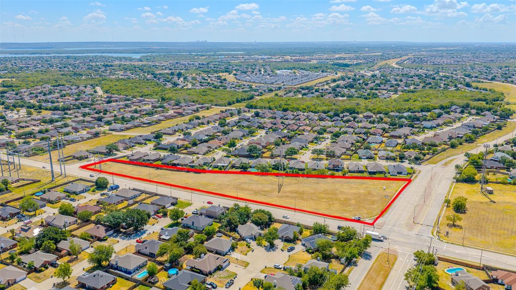 1300 Southeast Parkway, Arlington, TX 76018