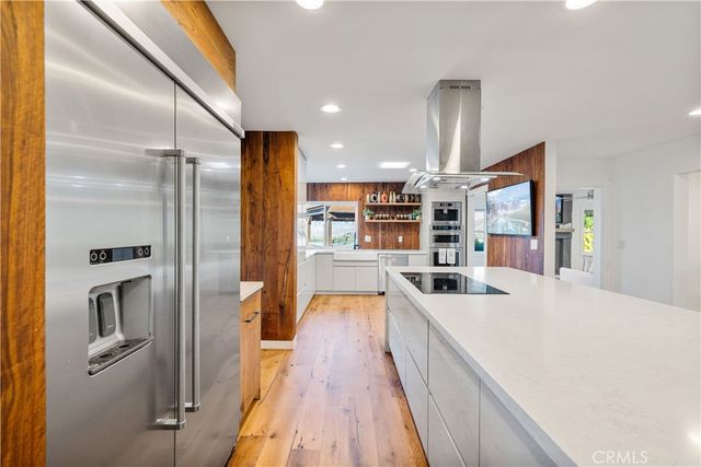 16337 Ravenglen Road, Canyon Country, CA 91387