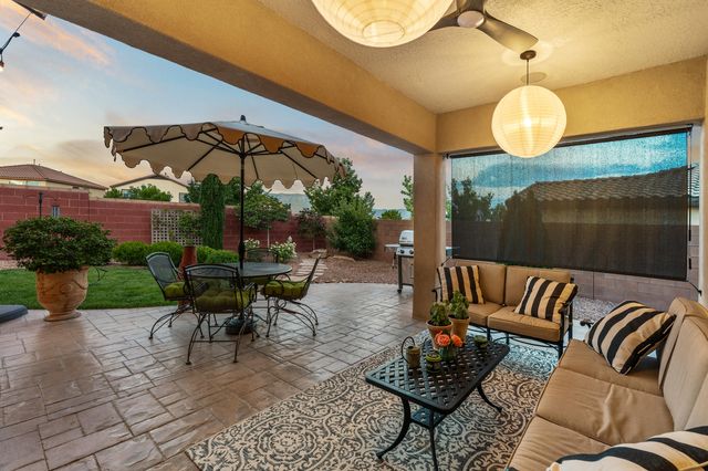 438 Palo Alto Drive NE, Rio Rancho, NM 87124