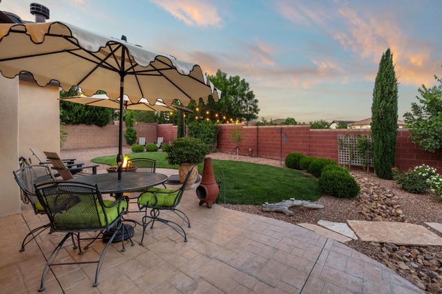 438 Palo Alto Drive NE, Rio Rancho, NM 87124
