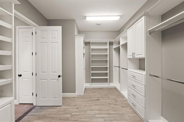 7011 COVINGTON STONE AVENUE, Apollo Beach, FL 33572