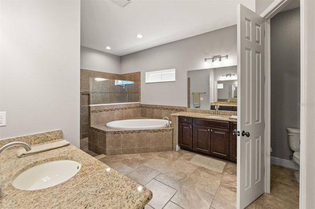 7011 COVINGTON STONE AVENUE, Apollo Beach, FL 33572