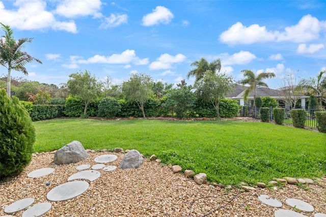 7011 COVINGTON STONE AVENUE, Apollo Beach, FL 33572