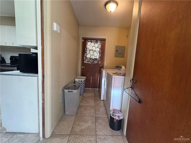 907 W 7th Street, Weslaco, TX 78596