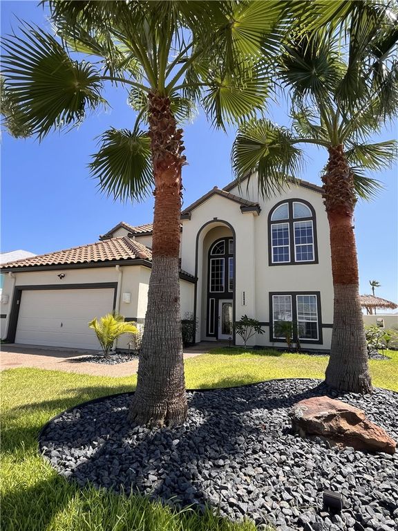 111 Angelfish Ct, Aransas Pass, TX 78336 — photo 2