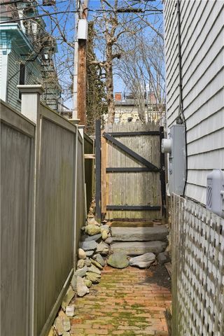 60 Prospect Hill Street, Newport, RI 02840