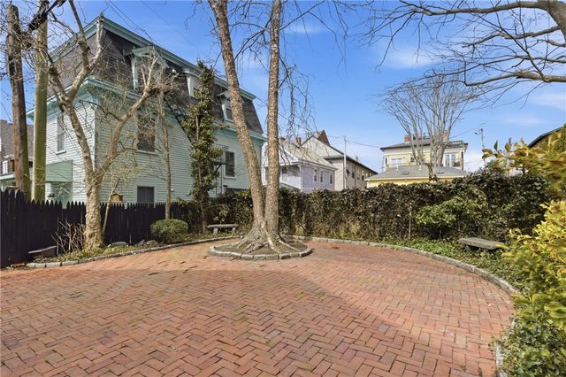 60 Prospect Hill Street, Newport, RI 02840