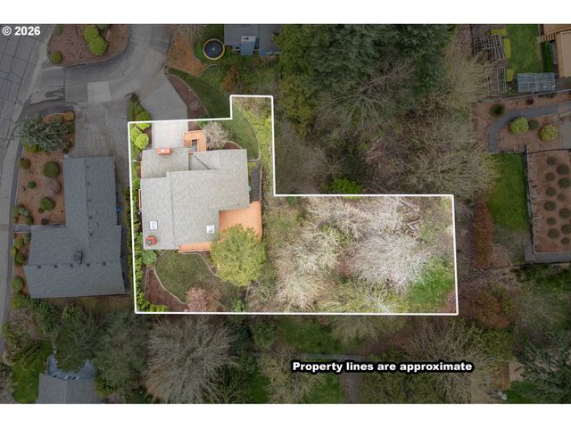 12 CITY VIEW Blvd, Longview, WA 98632