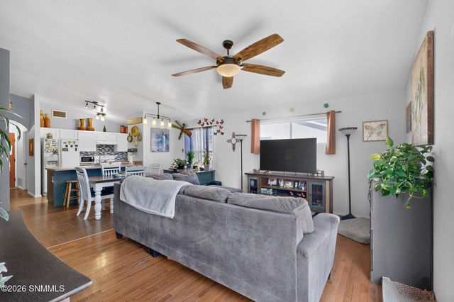 5041 Starlite Court, Las Cruces, NM 88012