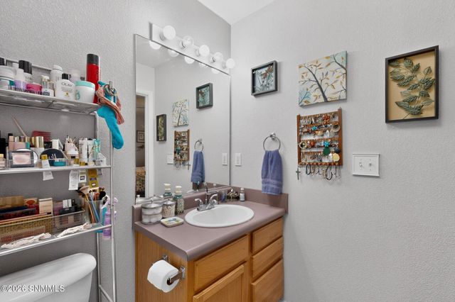 5041 Starlite Court, Las Cruces, NM 88012